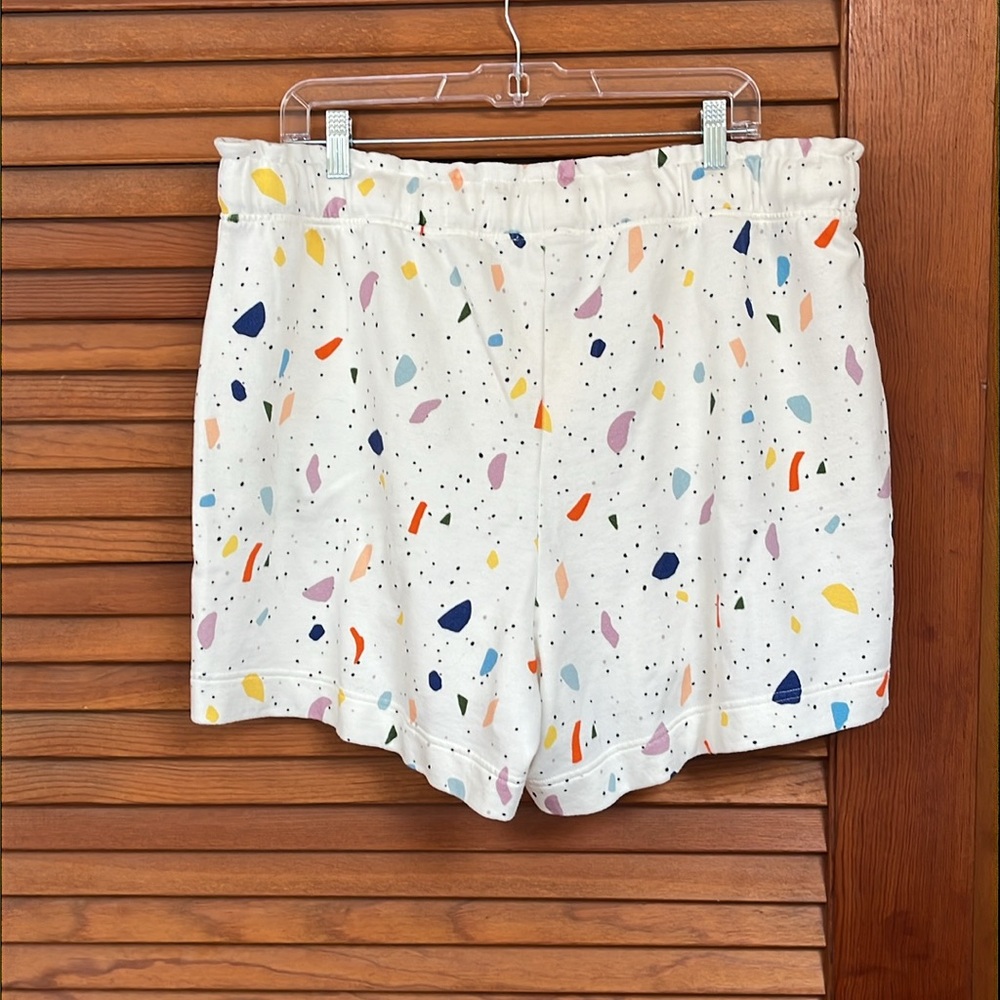 Roller Rabbit Shorts - Picture 5 of 9